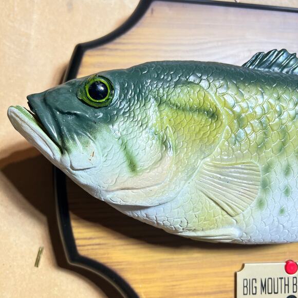 Big Mouth Billy Bass The Singing Sensation 1999 Gemmy Wall Mounted With Box - Picture 13 of 16